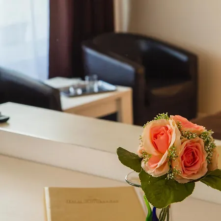Ambasador Hotell 4*