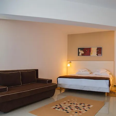 Ambasador Hotel 4*