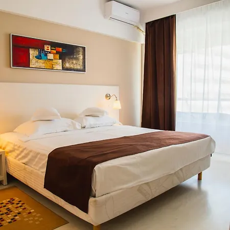 Ambasador Hotel 4*