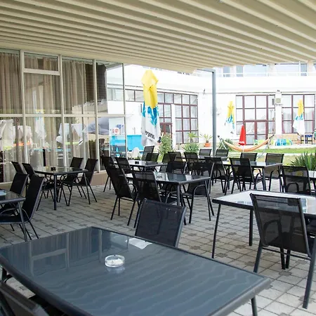 Ambasador Hotel