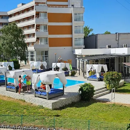 Ambasador Hotel