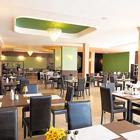 Отель Ambasador 4*